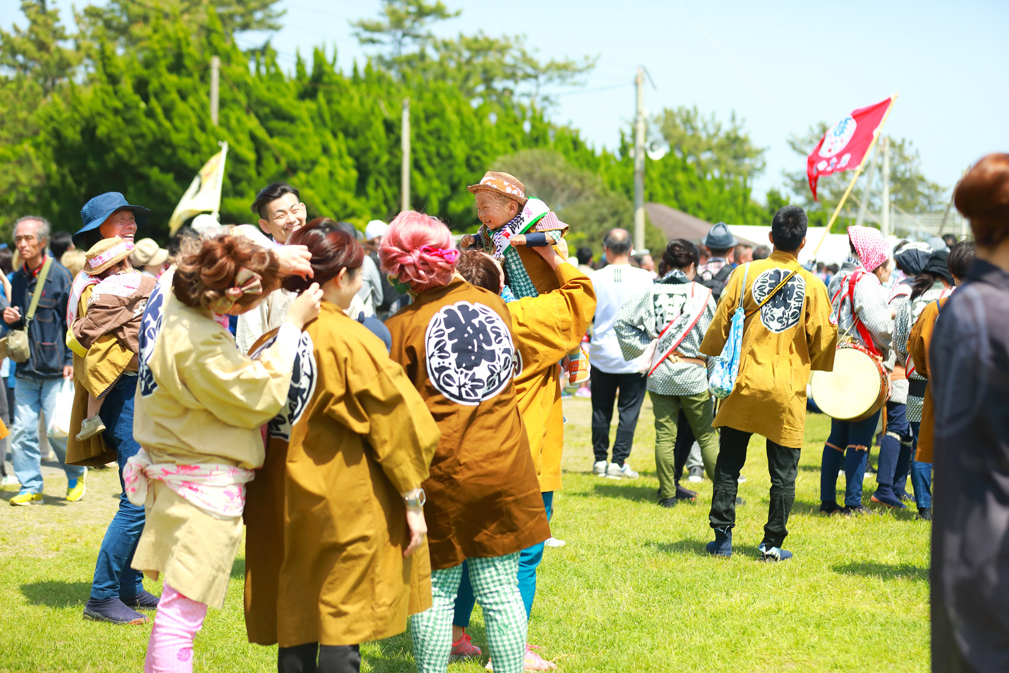 出張カメラマンが撮影した浜松まつりの写真のワンシーン
