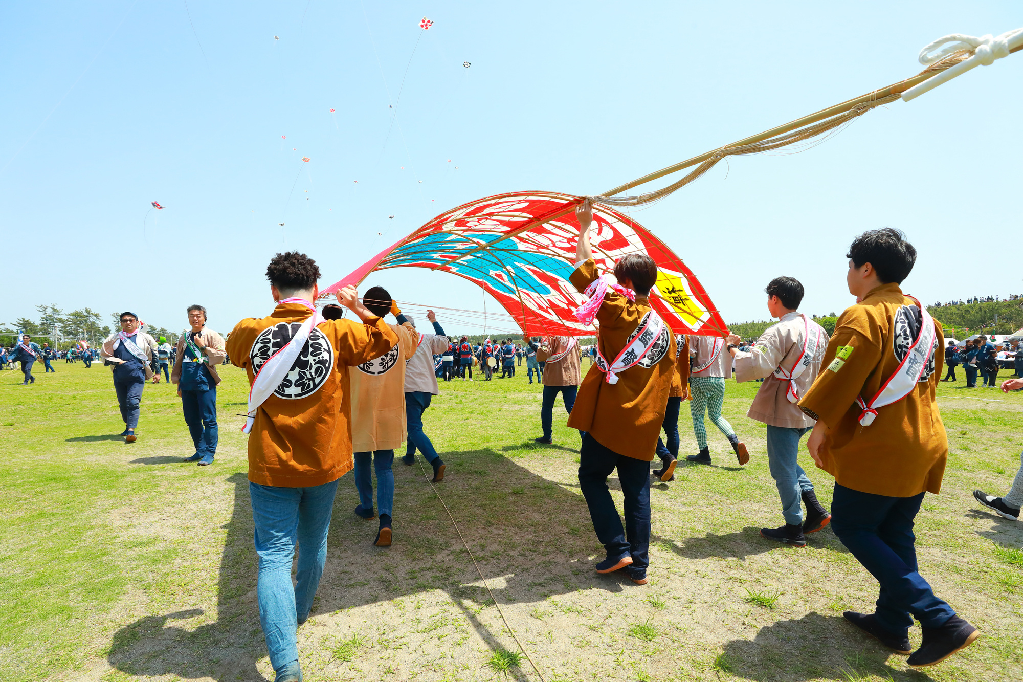 出張カメラマンが撮影した浜松まつりの写真のワンシーン