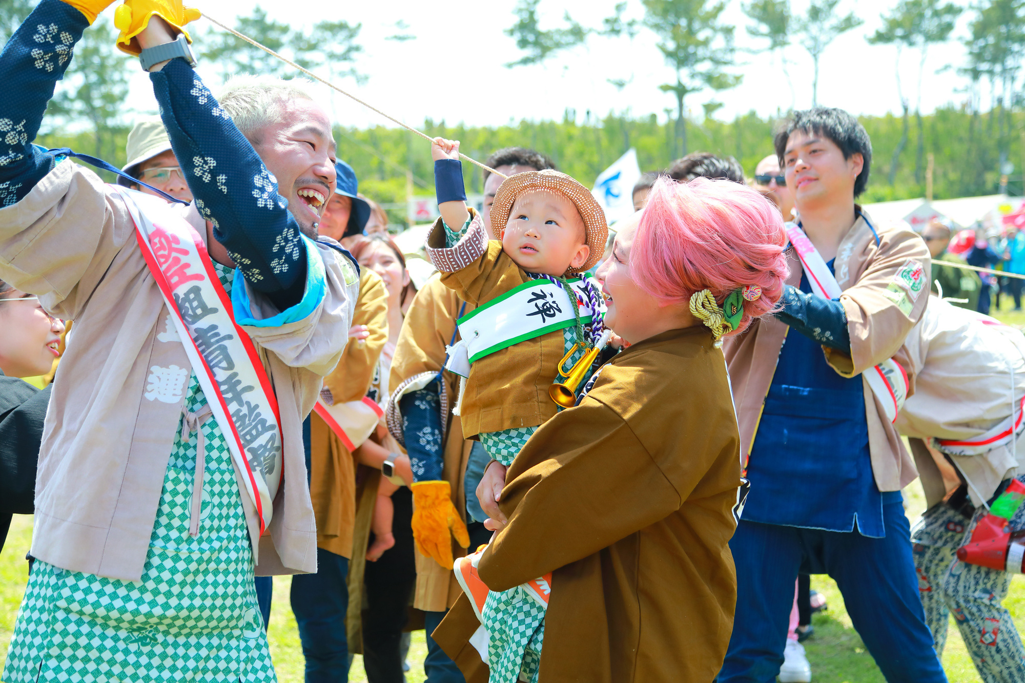 出張カメラマンが撮影した浜松まつりの写真のワンシーン