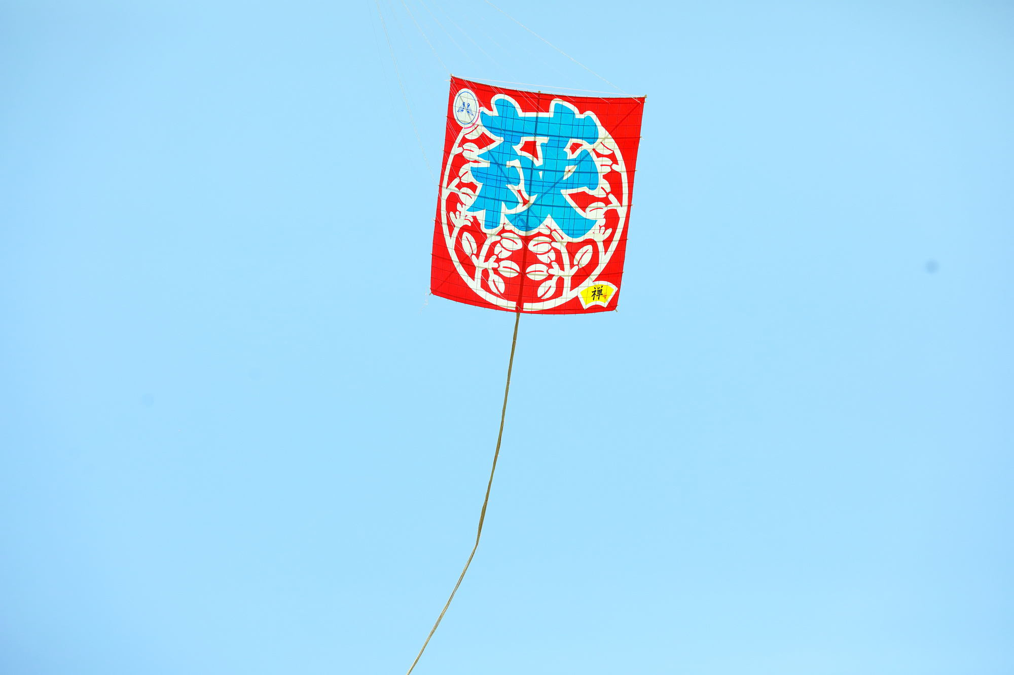 出張カメラマンが撮影した浜松まつりの写真のワンシーン