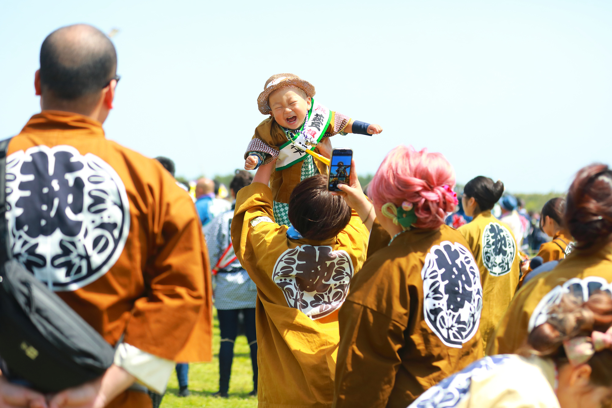 出張カメラマンが撮影した浜松まつりの写真のワンシーン